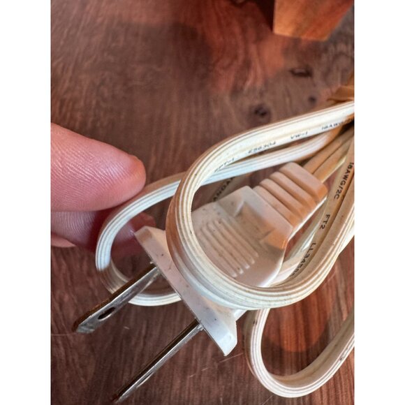 🍼 Vintage Blue Humpty Dumpty Nursery Lamp – Hand-Painted Ceramic 🍼 - Picture 10 of 16